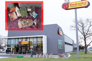 Biedronka przygotowuje wyprzedażowe paczki! Sprawdziliśmy, jak wyglądają 