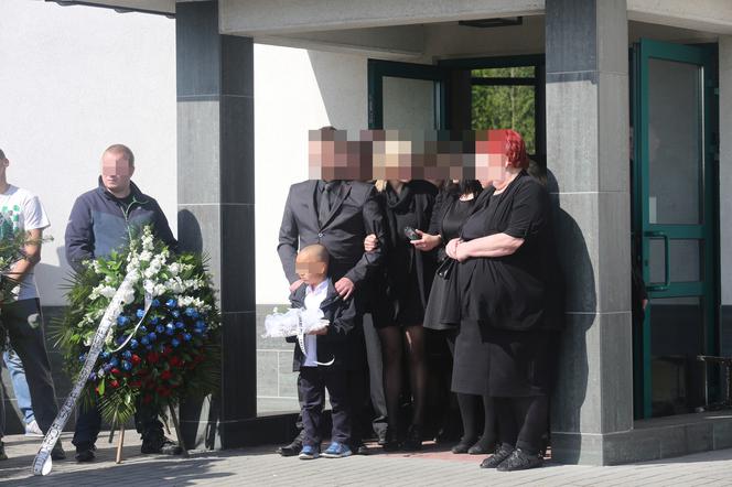 KIBOLSKA DEMONSTRACJA NA POGRZEBIE DAWIDA