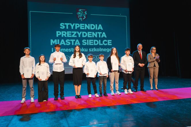 Blisko 700 najzdolniejszych siedleckich uczniów z nagrodami za dokonania w nauce!
