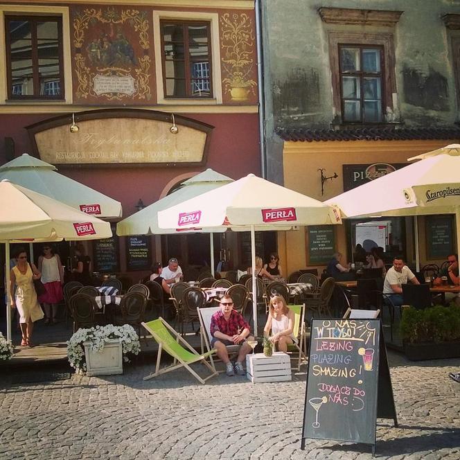 Caffe Trybunalska, Rynek
