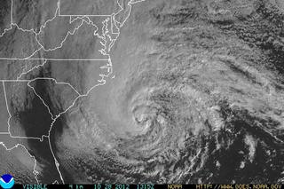 USA: Huragan Sandy ZAATAKOWAŁ. 6 milionów ludzi bez prądu, sa ofiary