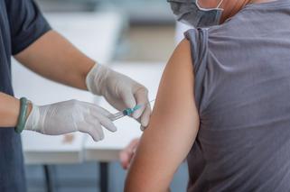 Koronawirus: Rosjanie chcą podać lekarzom szczepionkę, która nie przeszła badań