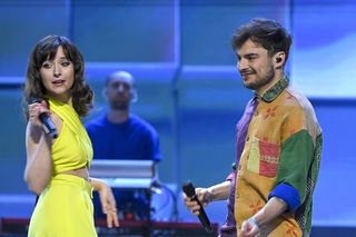 Był kelnerem w Sopocie, teraz zachwycił na Polsat Hit Festiwal 2025 w tym samym mieście. Wiktor Dyduła święci triumfy