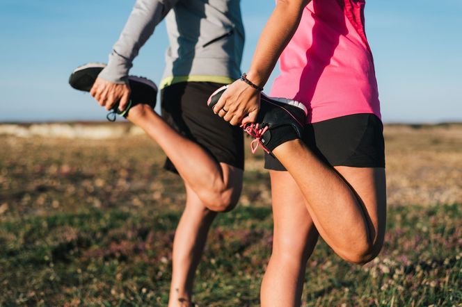 Ćwiczenia na nogi: 7-minutowy trening w domu