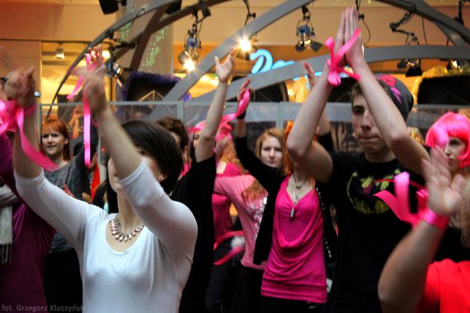  Wstań i tańcz, tak jak miliard kobiet na całym świecie. One Billion Rising w Szczecinie