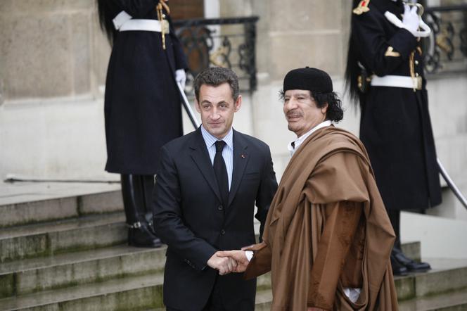 Nicolas Sarkozy, Muammar al-Gaddafi
