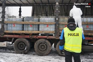 Zabrze: Potężne ilości nielegalnych odpadów, które rozlewano i zakopywano w ziemi. Są kolejne zatrzymania [ZDJĘCIA]