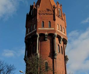 Neogotycka wieża ciśnień w Malborku 