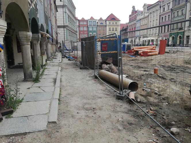 Trwa remont Starego Rynku w Poznaniu. Tak wygląda obecnie [13.07.2023]