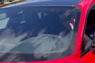 Robert Lewandowski przyjechał na trening Bentleyem