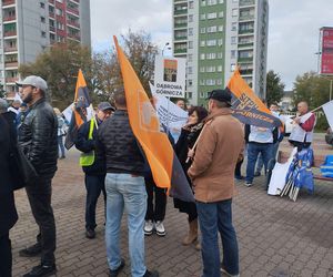 Hutnicy i koksownicy wyszli na ulice w Dąbrowie Górniczej. Apel do rządu o ratunek dla branży i tysięcy miejsc pracy
