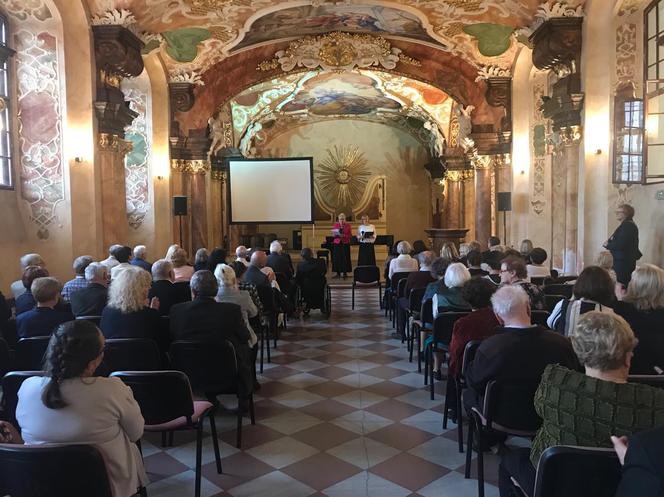 Konferencja Europejskiego Stowarzyszenia Starszych Studiujących.