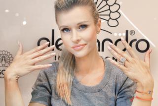 Zarabiają kokosy na paznokciach