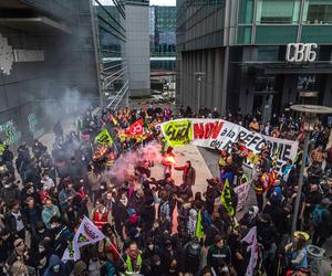 Demonstracja przeciwko reformie emerytalnej w Paryżu