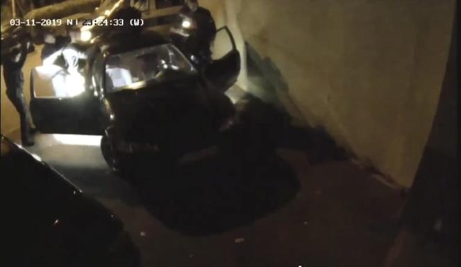 Policja pobiła mnie za tabletki na migrenę