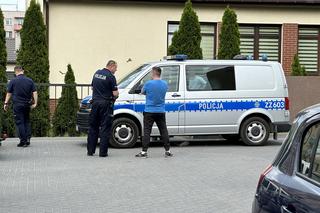 Makabra w Nowym Dworze Mazowieckim! Krwawa awantura w bloku. Mąż zamordował żonę?