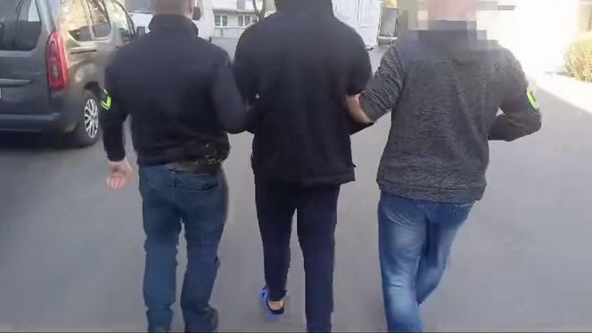 Wjechali autem do jubilera, a potem uciekli z łupem! Jest nagranie z napadu