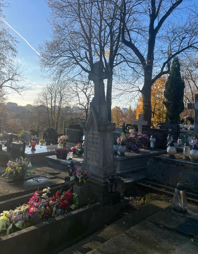 Zapomniany cmentarz w Lublinie zachwyca pięknem i historią. Ma już ponad 150 lat