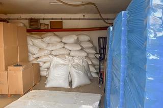 Tytoniowy gang rozbity. Nielegalne papierosy przewozili w pudełkach do pizzy