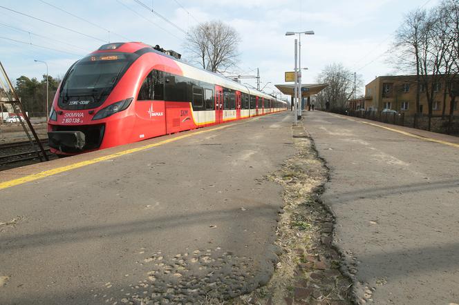 Wielkie dworce poszły do remontu za miliardy, a o małych PKP zapomniało 