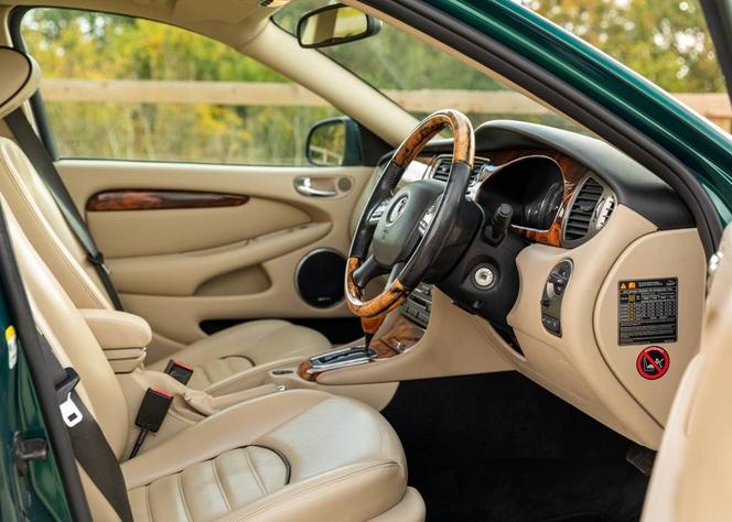 Auto Królowej Elżbiety II - Jaguar X-Type