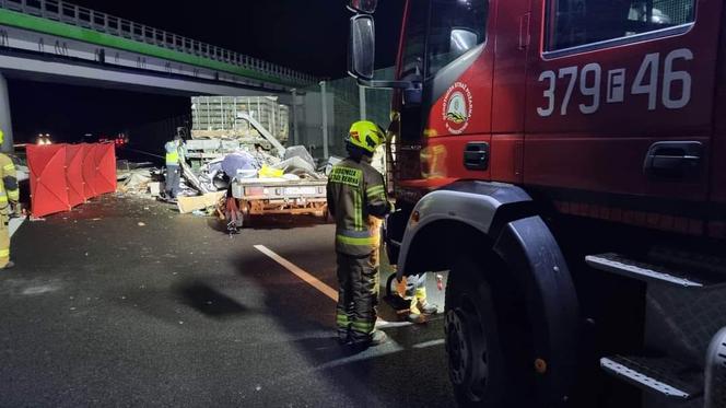 Jarek i jego córeczka Zuzia zginęli w strasznym wypadku na S3. Ruszyła zbiórka dla rodziny