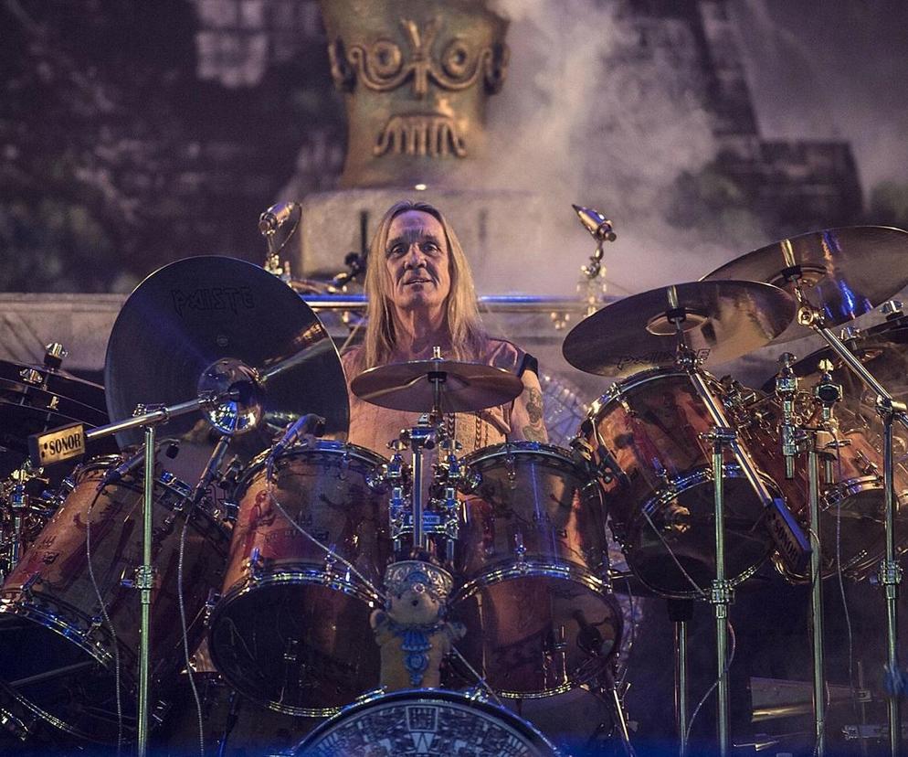 Nicko McBrain o formie po wylewie. Oto klasyk Iron Maiden, którego nie jest w stanie grać jak dawniej