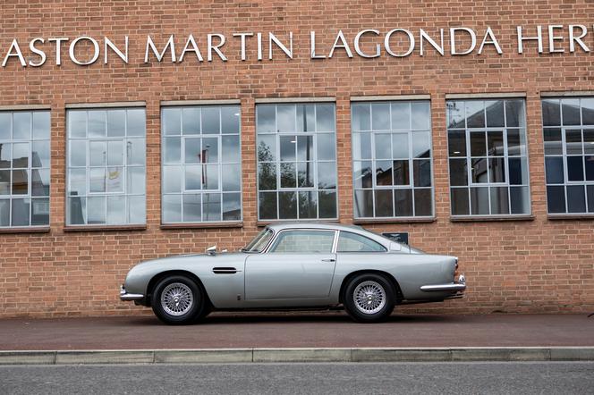 Oryginalny Aston Martin DB5 Jamesa Bonda