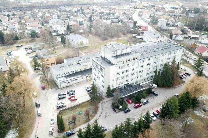 Koronawirus w szpitalu w Łapach. Nie żyje jedna osoba, 17 jest zakażonych