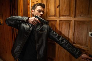 Koniec Na dobre i na złe. Gangster Sergiusz dopadnie Mario w ostatnim 922 odcinku! Blanka wyda mu własnego męża? - ZDJĘCIA ZWIASTUN