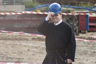 Rydzyk ogrzeje Toruń za pieniądze z Unii