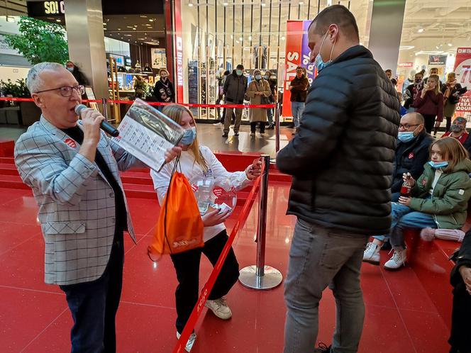 WOŚP w Kielcach. Hojni kielczanie licytowali w Galerii Echo