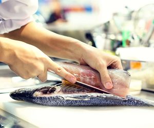 Jak pozbawić karpia ości? Jak samodzielnie zrobić filety z karpia?