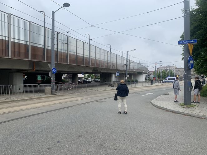 Estakada na Rynkiem w Chorzowie wyłączona z ruchu. Miasto czeka drogowy paraliż