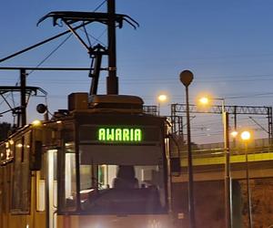 Tragedia w tramwaju w Warszawie. Nie żyje pasażer