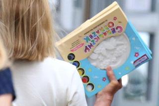 Małgorzata Tusk z prezentem dla wnucząt