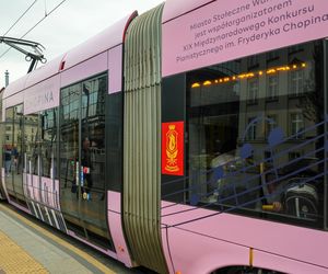 Chopinowski tramwaj i pociąg metra w Warszawie