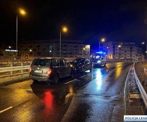 Dwóch pijanych za kółkiem w Legnicy. Jeden wjechał w drugiego. „To potencjalni zabójcy”