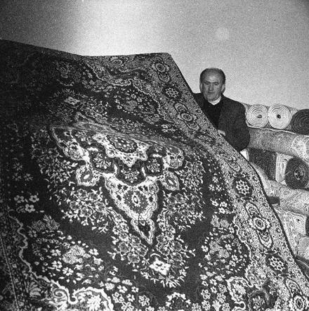Archiwalne zdjęcia z fabryki dywanów w Białymstoku. Tak pracowano w PRL-u