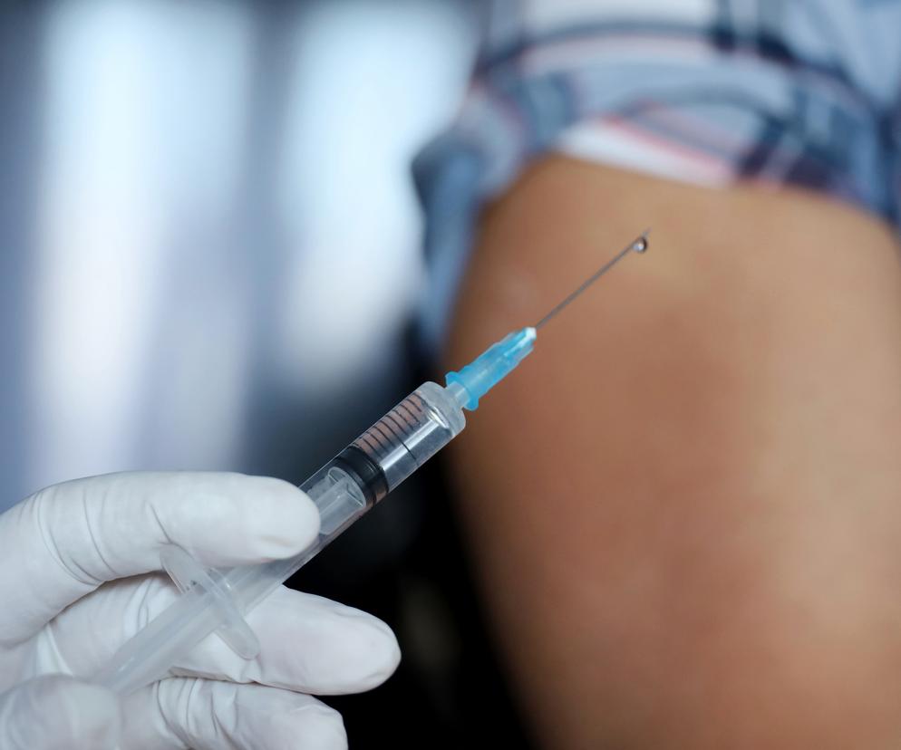 Ścięło cię po szczepieniu na COVID-19? To dobry znak