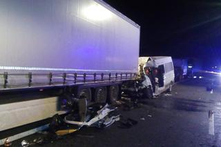 Tragedia na autostradzie A1 pod Toruniem. Kierowca uciekł z miejsca zdarzenia! Policja prosi o pomoc! [ZDJĘCIA]
