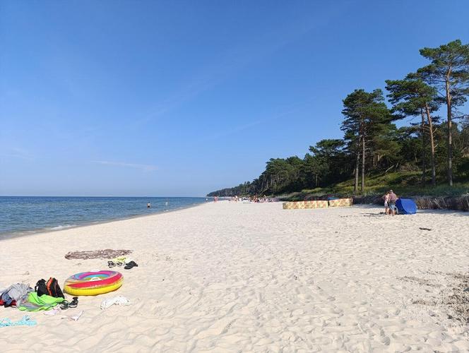 Koniec sezonu w Lubiatowie. Plaża i pusty camping