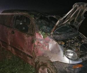 Lubelskie. Mężczyzna nie żyje. Kierowca daewoo matiza wypadł przez szybę