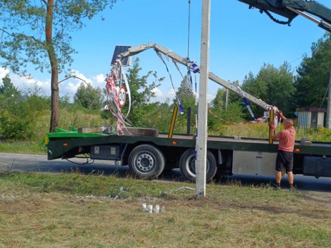 Grochowe. Troje nastolatków zginęło w wypadku. Uderzył w nich nietrzeźwy kierowca [ZDJĘCIA].