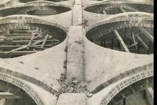 8 Zdjęcia archiwalne z budowy katedry na Stokach