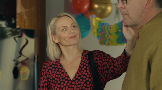 	Barwy szczęścia odc. 3186. Olga (Dorota Łukasiewicz-Kwietniewska), Marek (Marcin Perchuć)