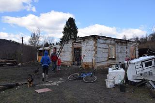 Zobaczyła płąnące piekło i straciła głos