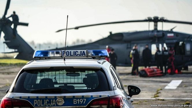 Wrocław. Ćwiczenia na terenie Portu Lotniczego im. Mikołaja Kopernika [ZDJĘCIA].