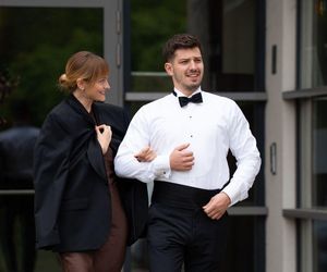 Barwy szczęścia odc. 3245. Ola (Michalina Robakiewicz), Justin (Jasper Sołtysiewicz)