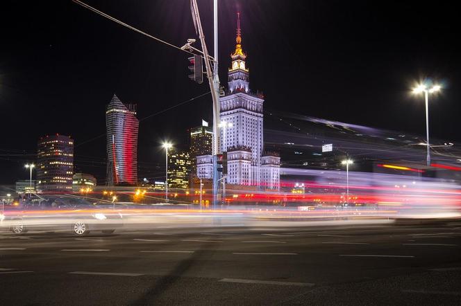 Warszawa nocą